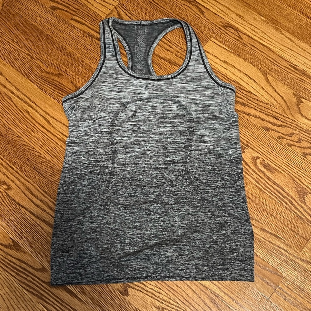 Lululemon swiftly tech racerback tank, size 8, regular length